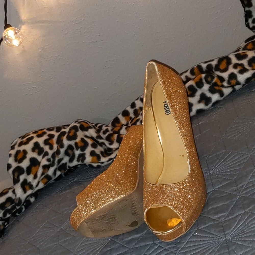 Hot Girl Heels 🔥